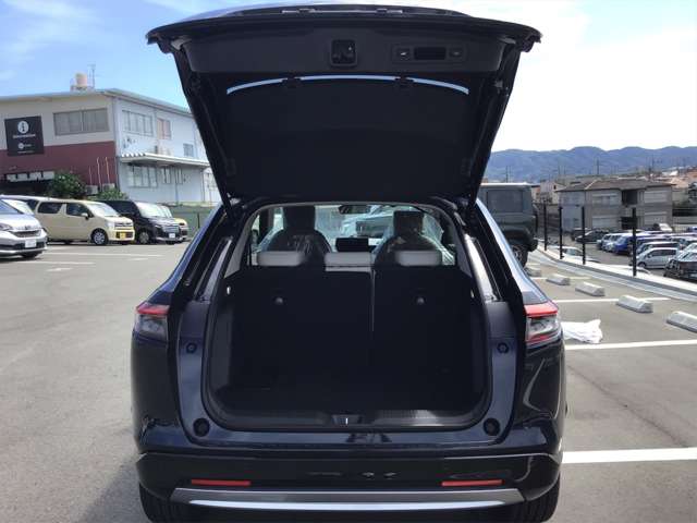 ホンダ ヴェゼル １．５ Ｅ：ＨＥＶ Ｚ R5年 (近畿) 99