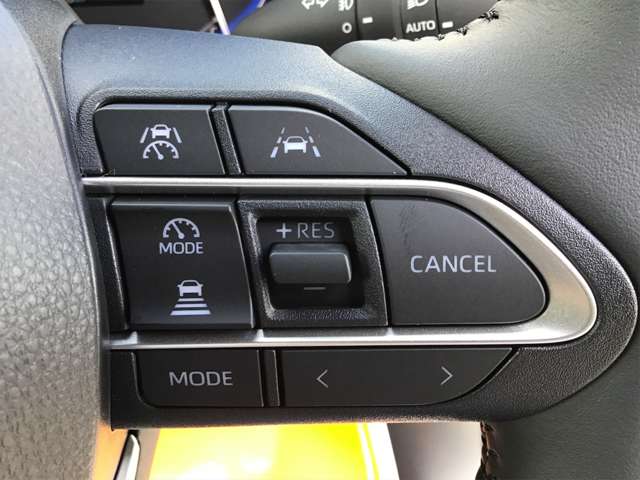 トヨタ ノア １．８ ハイブリッド Ｓ－Ｚ R5年 (近畿) 99