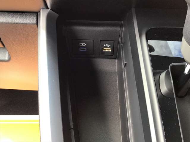 トヨタ ノア １．８ ハイブリッド Ｓ－Ｚ R5年 (近畿) 99