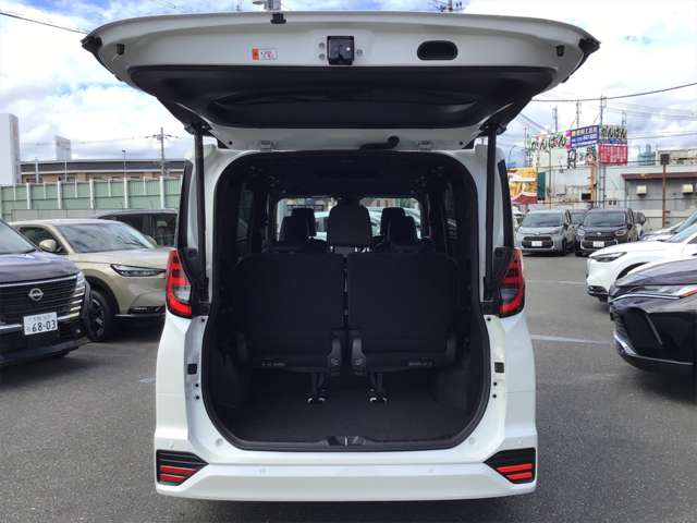 トヨタ ノア １．８ ハイブリッド Ｓ－Ｚ R5年 (近畿) 99