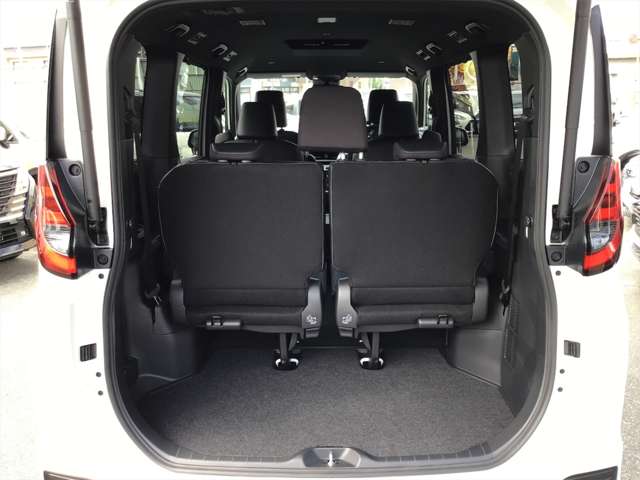 トヨタ ノア １．８ ハイブリッド Ｓ－Ｚ R5年 (近畿) 99