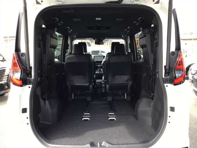 トヨタ ノア １．８ ハイブリッド Ｓ－Ｚ R5年 (近畿) 99