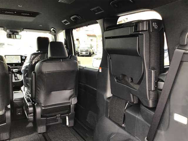 トヨタ ノア １．８ ハイブリッド Ｓ－Ｚ R5年 (近畿) 99