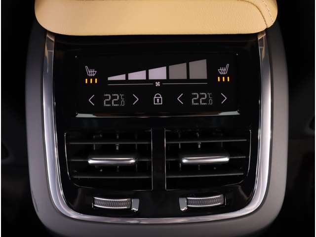 ボルボ Ｖ６０ アルティメット Ｂ４ R5年 (関東) 99
