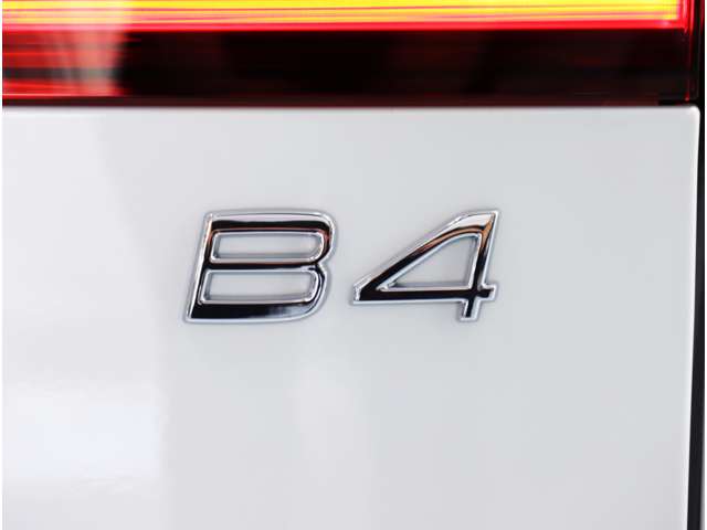 ボルボ Ｖ６０ アルティメット Ｂ４ R5年 (関東) 99