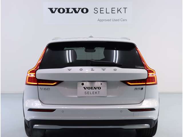 ボルボ Ｖ６０クロスカントリー アルティメット Ｂ５ ＡＷＤ ４ＷＤ R5年 (関東) 99