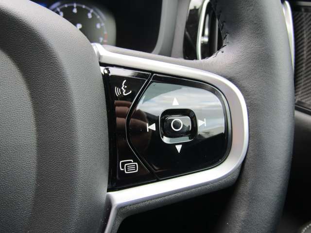 ボルボ Ｖ６０ Ｔ５　インスクリプション R2年 (関東) 99