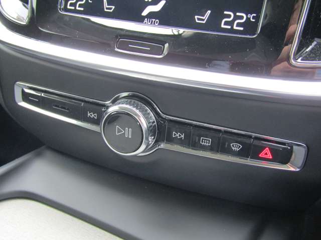 ボルボ Ｖ６０ Ｔ５　インスクリプション R2年 (関東) 99