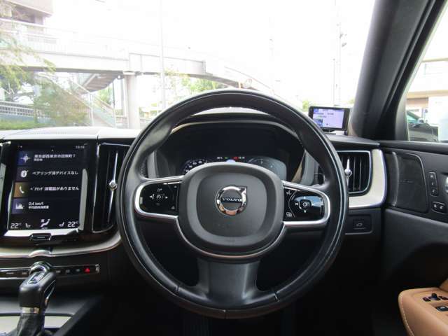 ボルボ ＸＣ６０ Ｄ４ ＡＷＤ インスクリプション ディーゼルターボ ４ＷＤ R1年 (関東) 99