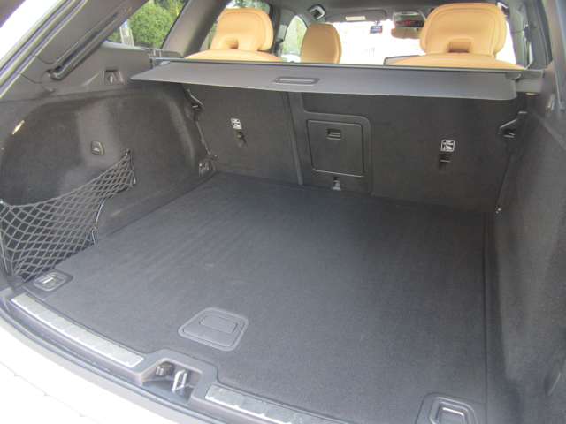 ボルボ ＸＣ６０ Ｄ４ ＡＷＤ インスクリプション ディーゼルターボ ４ＷＤ R1年 (関東) 99