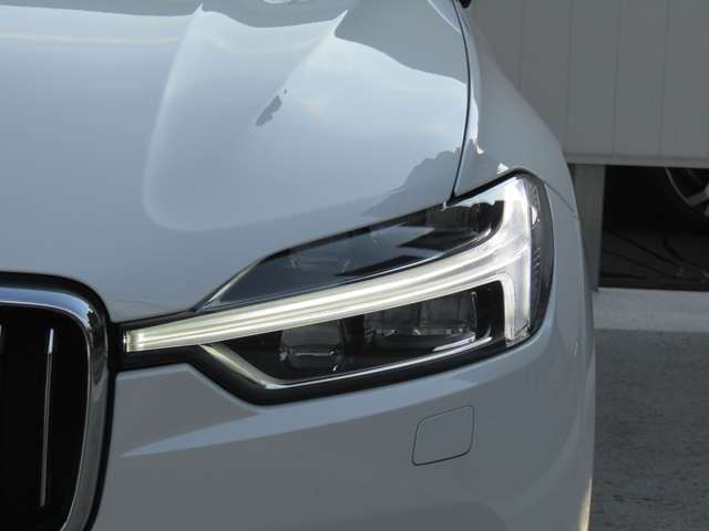 ボルボ ＸＣ６０ Ｄ４ ＡＷＤ インスクリプション ディーゼルターボ ４ＷＤ R1年 (関東) 99