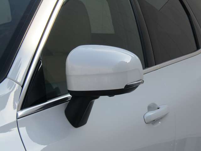 ボルボ ＸＣ６０ Ｄ４ ＡＷＤ インスクリプション ディーゼルターボ ４ＷＤ R1年 (関東) 99