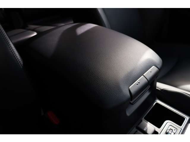 トヨタ ランドクルーザープラド ２．７ ＴＸ Ｌパッケージ ４ＷＤ R4年 (東海) 99