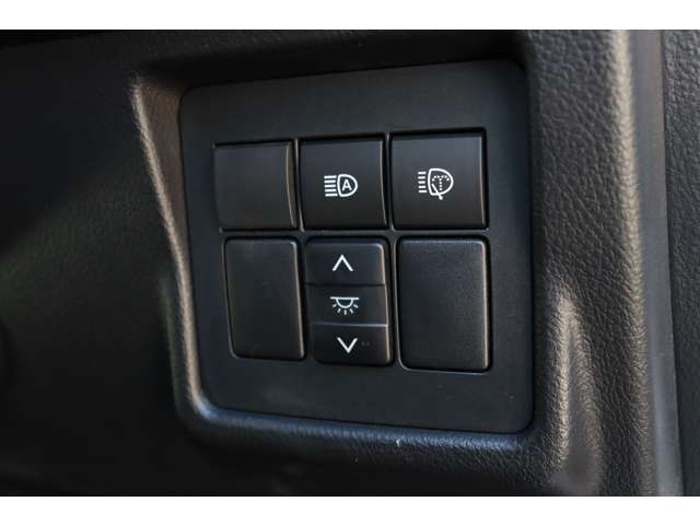 トヨタ ランドクルーザープラド ２．７ ＴＸ Ｌパッケージ ４ＷＤ R4年 (東海) 99