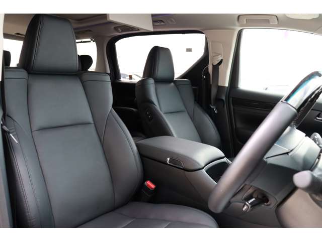 トヨタ アルファード ２．５ Ｓ Ｃパッケージ R5年 (東海) 99