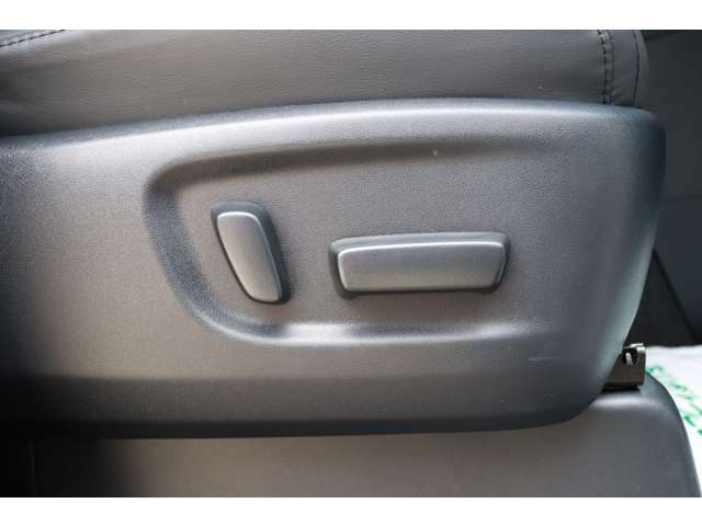 トヨタ アルファード ２．５ Ｓ Ｃパッケージ R5年 (東海) 99