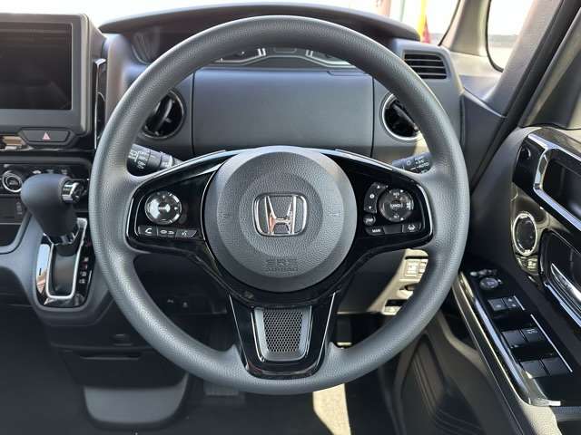 ホンダ Ｎ　ＢＯＸ カスタム ６６０ Ｌ R5年 (東海) 99