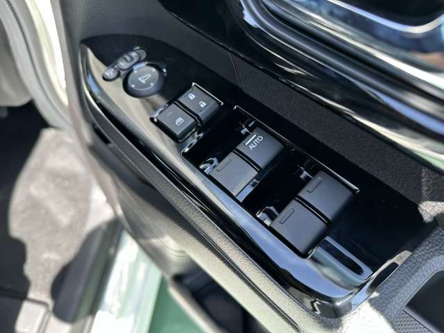 ホンダ Ｎ　ＢＯＸ カスタム ６６０ Ｌ R5年 (東海) 99