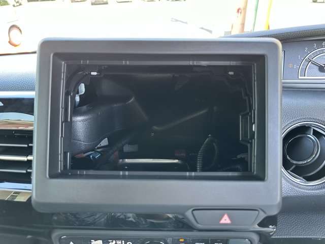 ホンダ Ｎ　ＢＯＸ カスタム ６６０ Ｌ R5年 (東海) 99