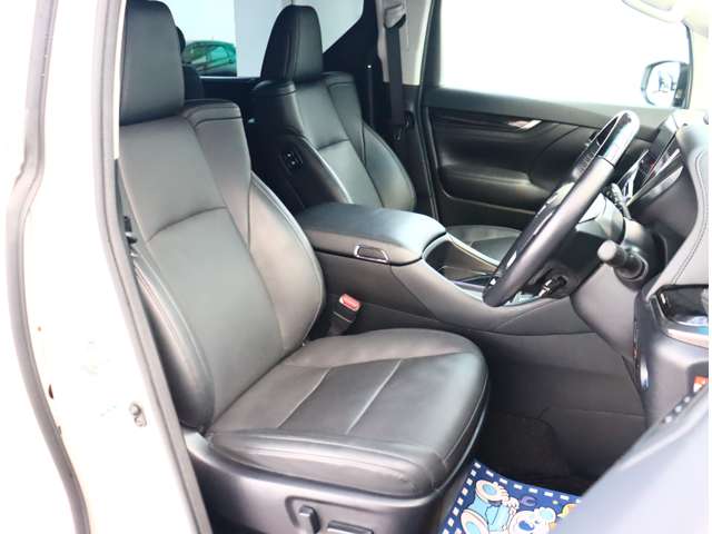 トヨタ ヴェルファイア　ハイブリッド ハイブリッド ２．５ ＺＲ Ｇエディション Ｅ－ＦＯＵＲ ４ＷＤ R1年 (関東) 99