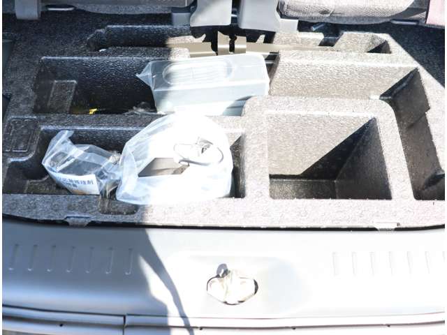 ダイハツ タント ６６０ カスタム ＲＳ トップエディション ＶＳ ＳＡＩＩＩ R1年 (関東) 99