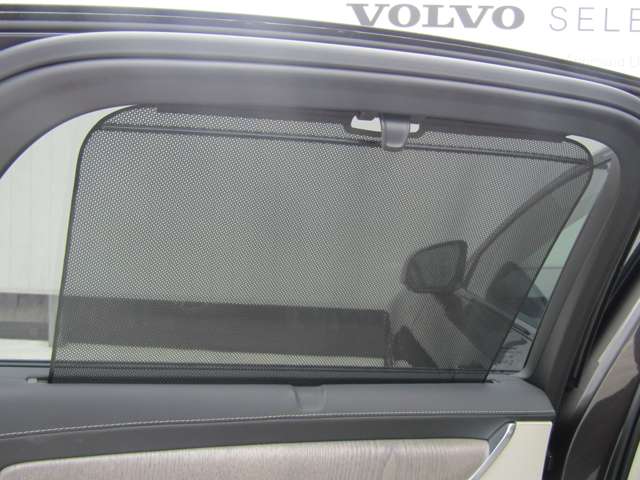 ボルボ Ｓ９０ リチャージ アルティメット Ｔ８ ＡＷＤ プラグイン ハイブリッド ４ＷＤ R5年 (関東) 99