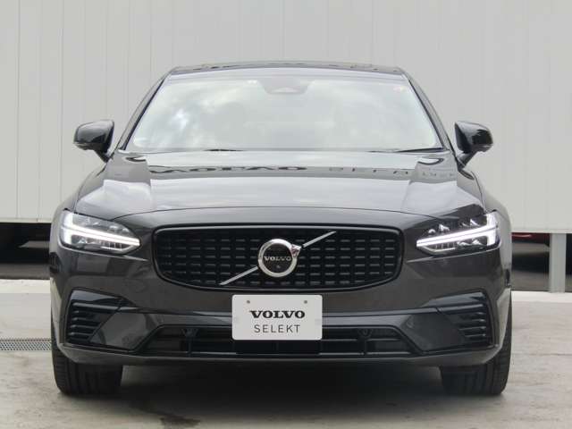 ボルボ Ｓ９０ リチャージ アルティメット Ｔ８ ＡＷＤ プラグイン ハイブリッド ４ＷＤ R5年 (関東) 99