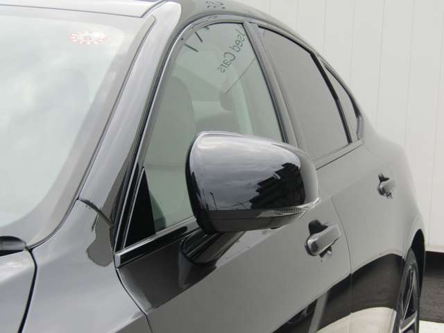 ボルボ Ｓ９０ リチャージ アルティメット Ｔ８ ＡＷＤ プラグイン ハイブリッド ４ＷＤ R5年 (関東) 99