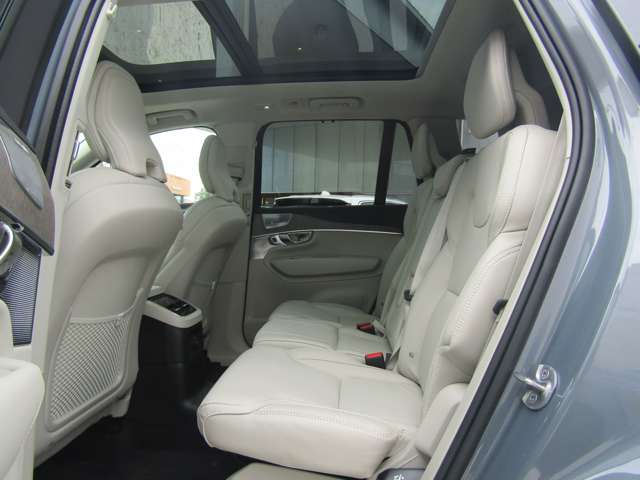 ボルボ ＸＣ９０ リチャージ アルティメット Ｔ８ ＡＷＤ プラグイン ハイブリッド ４ＷＤ R5年 (関東) 99