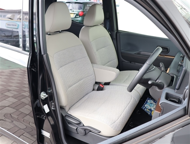 日産 サクラ Ｇ R4年 (関東) 99