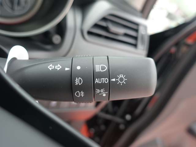 スズキ スイフト スポーツ １．４ R5年 (東海) 99