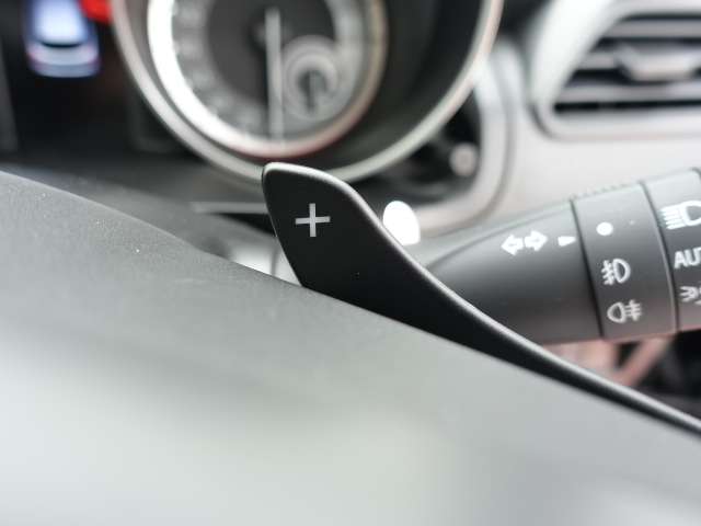 スズキ スイフト スポーツ １．４ R5年 (東海) 99