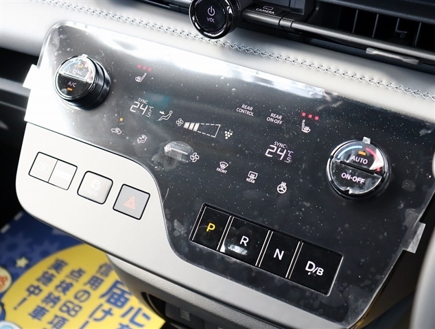 日産 セレナ １．４ Ｅ－ＰＯＷＥＲ ルキシオン R5年 (関東) 99