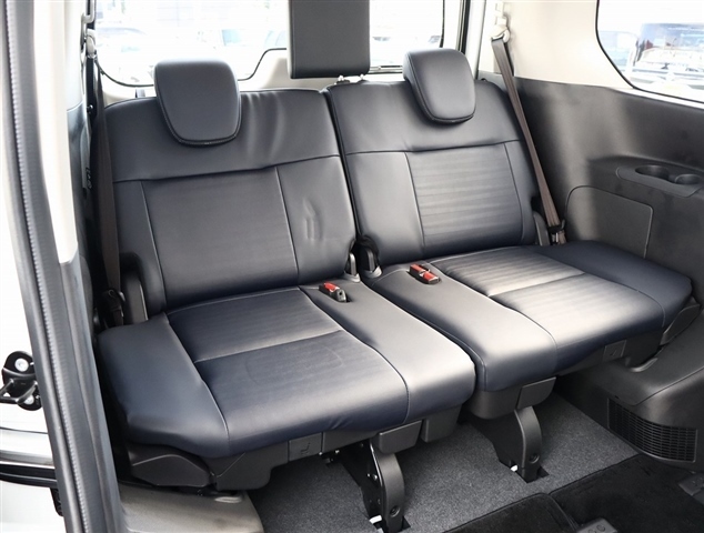 日産 セレナ １．４ Ｅ－ＰＯＷＥＲ ルキシオン R5年 (関東) 99