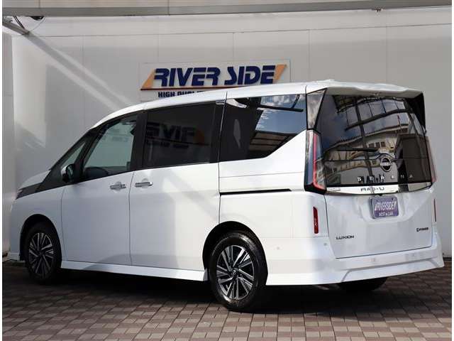 日産 セレナ １．４ Ｅ－ＰＯＷＥＲ ルキシオン R5年 (関東) 99