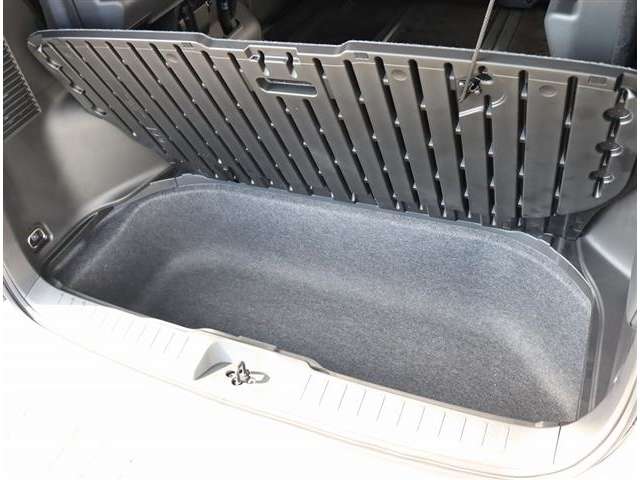 日産 セレナ １．４ Ｅ－ＰＯＷＥＲ ルキシオン R5年 (関東) 99