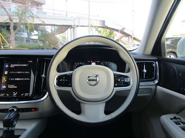 ボルボ Ｖ６０ Ｔ５　インスクリプション R2年 (関東) 99