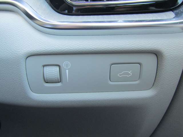 ボルボ Ｖ６０ Ｔ５　インスクリプション R2年 (関東) 99