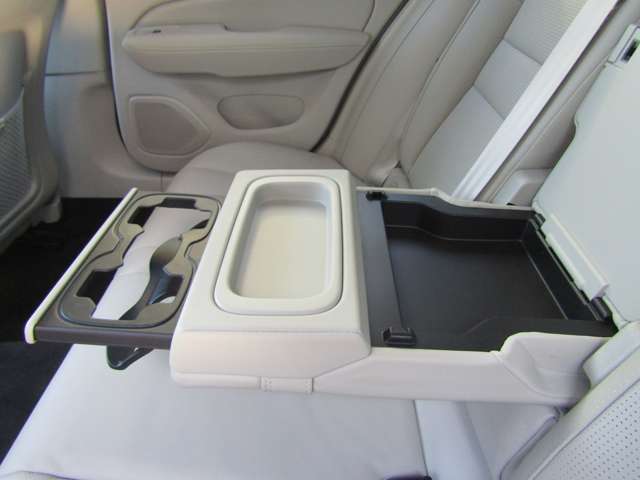 ボルボ Ｖ６０ Ｔ５　インスクリプション R2年 (関東) 99