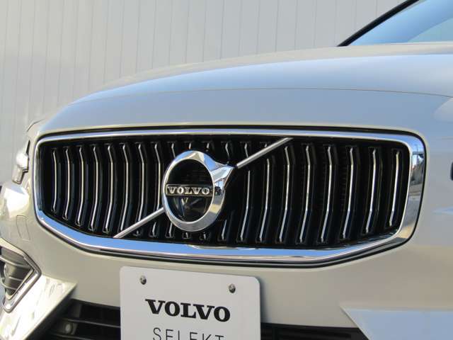 ボルボ Ｖ６０ Ｔ５　インスクリプション R2年 (関東) 99