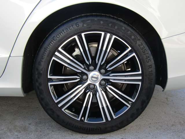 ボルボ Ｖ６０ Ｔ５　インスクリプション R2年 (関東) 99