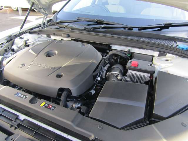 ボルボ Ｖ６０ Ｔ５　インスクリプション R2年 (関東) 99