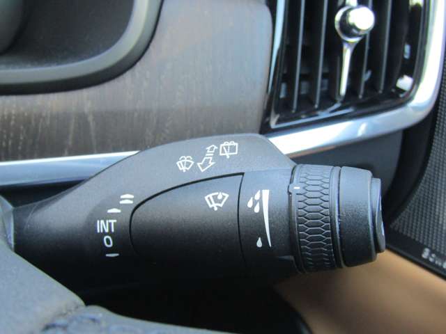 ボルボ Ｖ９０クロスカントリー Ｂ６ ＡＷＤ プロ ４ＷＤ R3年 (関東) 99