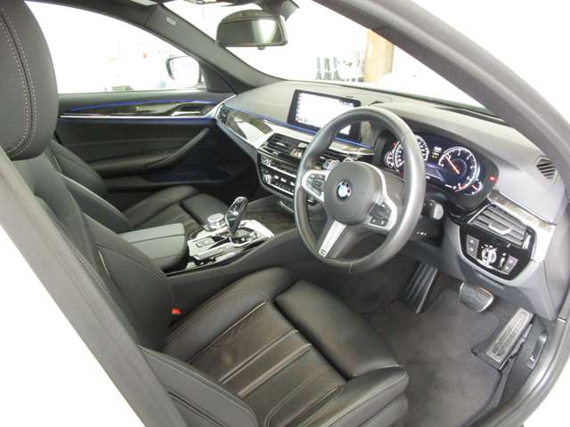 ＢＭＷ ５シリーズ ５２３Ｄ Ｍスポーツ ディーゼルターボ H30年 (近畿) 99