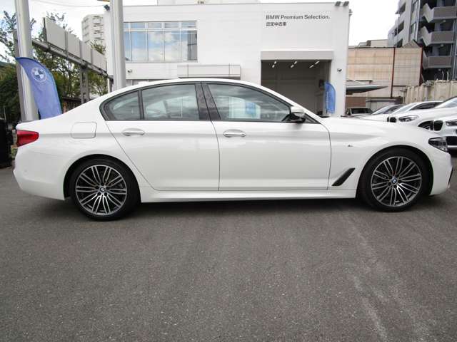 ＢＭＷ ５シリーズ ５２３Ｄ Ｍスポーツ ディーゼルターボ H30年 (近畿) 99