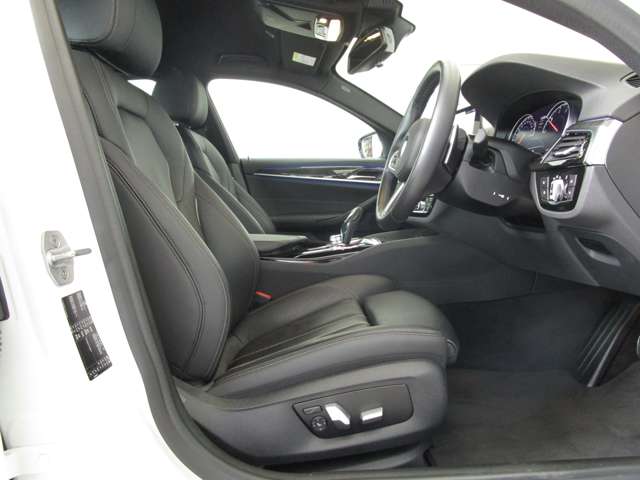 ＢＭＷ ５シリーズ ５２３Ｄ Ｍスポーツ ディーゼルターボ H30年 (近畿) 99