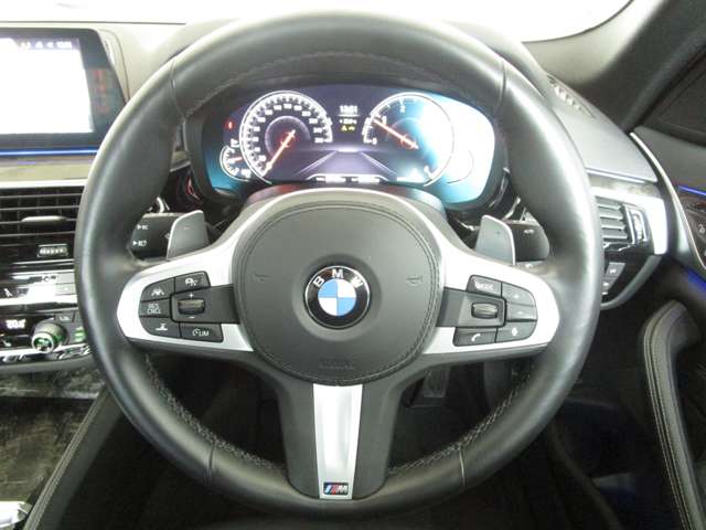 ＢＭＷ ５シリーズ ５２３Ｄ Ｍスポーツ ディーゼルターボ H30年 (近畿) 99