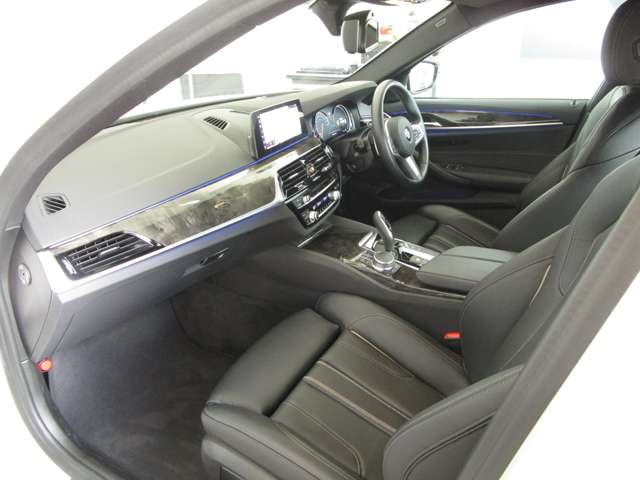 ＢＭＷ ５シリーズ ５２３Ｄ Ｍスポーツ ディーゼルターボ H30年 (近畿) 99