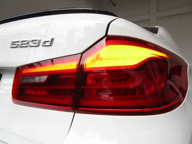 ＢＭＷ ５シリーズ ５２３Ｄ Ｍスポーツ ディーゼルターボ H30年 (近畿) 99