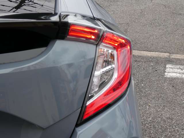 ホンダ シビック １．５ R2年 (関東) 99